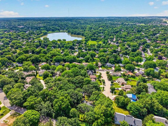 1619 Elderwood Circle, Middleton, WI 53562