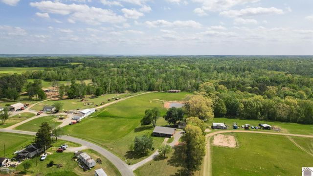 1875 Buffalo Road, New Concord, KY 42071
