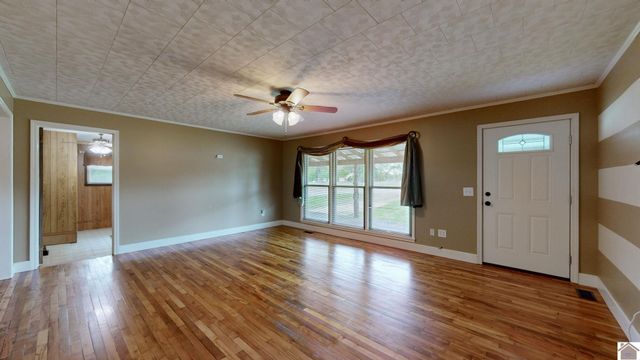 1875 Buffalo Road, New Concord, KY 42071
