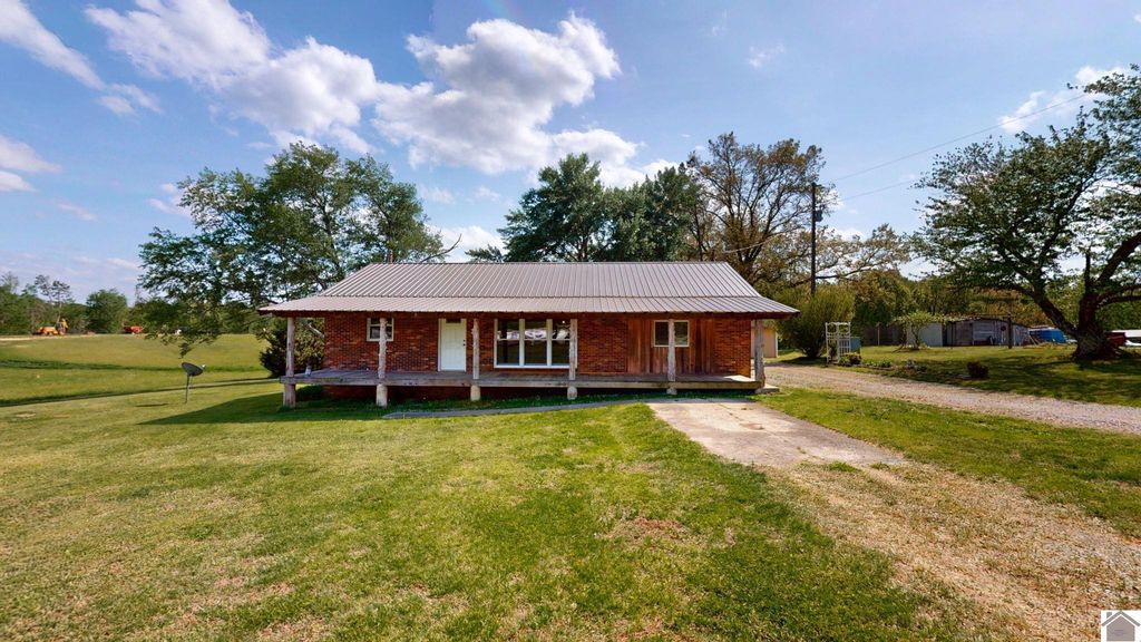 1875 Buffalo Road, New Concord, KY 42071