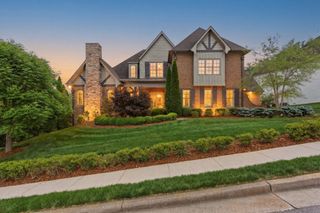 4041 Ayleworth Ln, Nashville, TN 37221