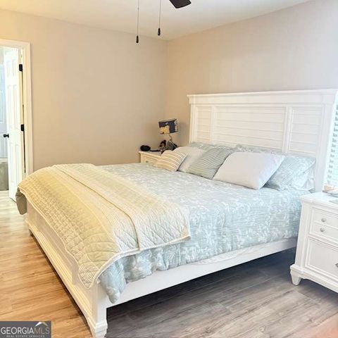 588 Freemans Walk, Stone Mountain, GA 30083