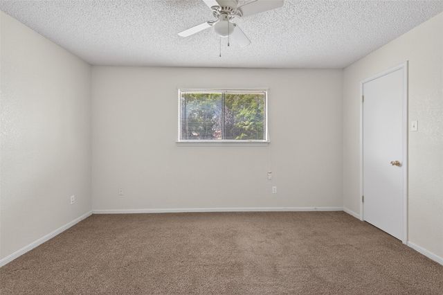 105 Northern Dove LN, Copperas Cove, TX 76522