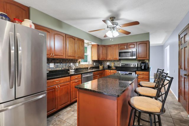 3148 Curtis Knoll Drive, Dublin, OH 43017