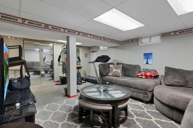 3148 Curtis Knoll Drive, Dublin, OH 43017