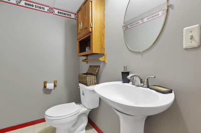3148 Curtis Knoll Drive, Dublin, OH 43017