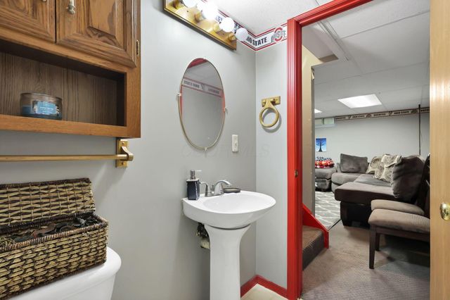 3148 Curtis Knoll Drive, Dublin, OH 43017