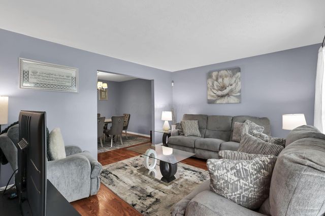 3148 Curtis Knoll Drive, Dublin, OH 43017