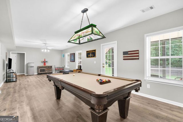 517 Elkhorn Place, Woodstock, GA 30189