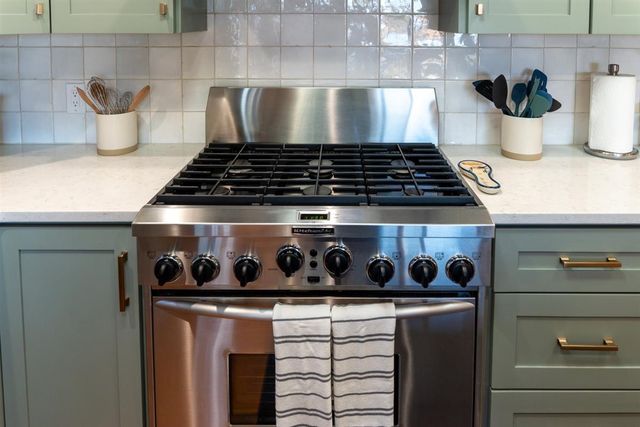 830 Camino De Jemez, Santa Fe, NM 87501