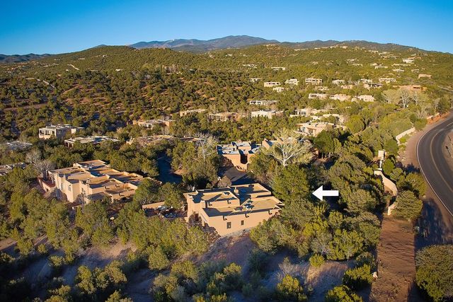 830 Camino De Jemez, Santa Fe, NM 87501