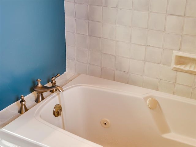 830 Camino De Jemez, Santa Fe, NM 87501