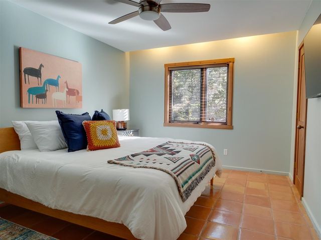 830 Camino De Jemez, Santa Fe, NM 87501