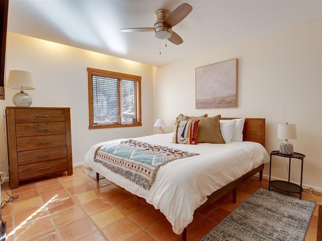 830 Camino De Jemez, Santa Fe, NM 87501