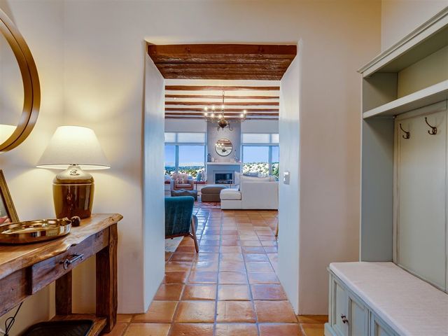 830 Camino De Jemez, Santa Fe, NM 87501
