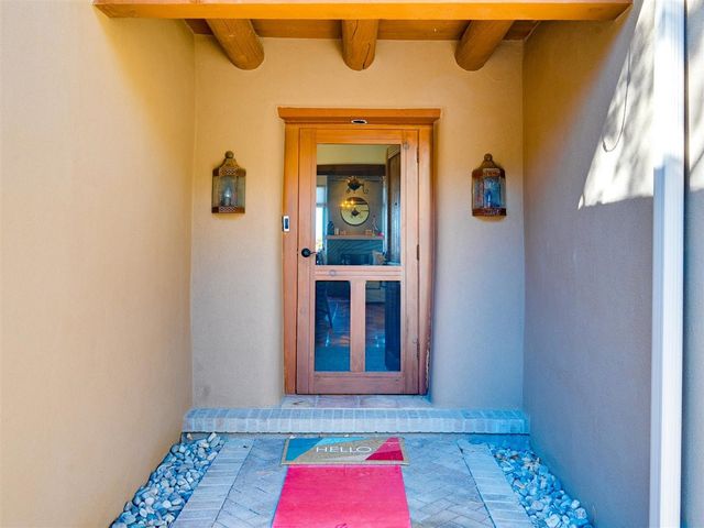 830 Camino De Jemez, Santa Fe, NM 87501