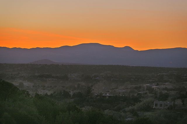 830 Camino De Jemez, Santa Fe, NM 87501