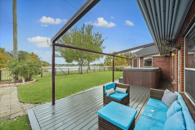 11705 Shoal Landing Street, Pearland, TX 77584