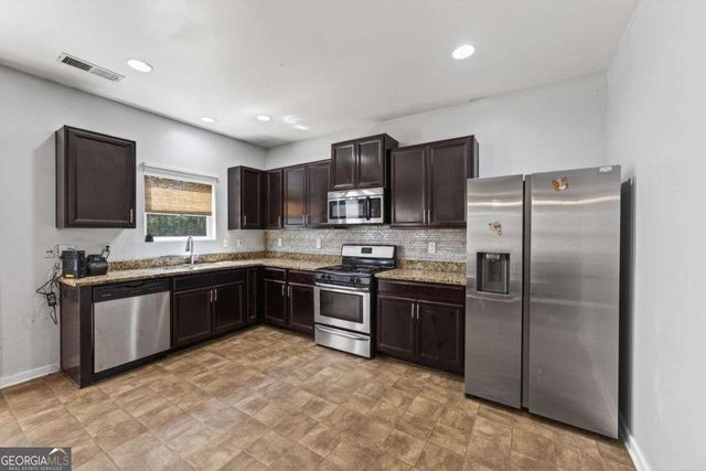 9669 Ivey Ridge Circle, Jonesboro, GA 30238