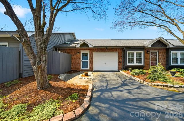 2200 6th Street NW 3A, Hickory, NC 28601