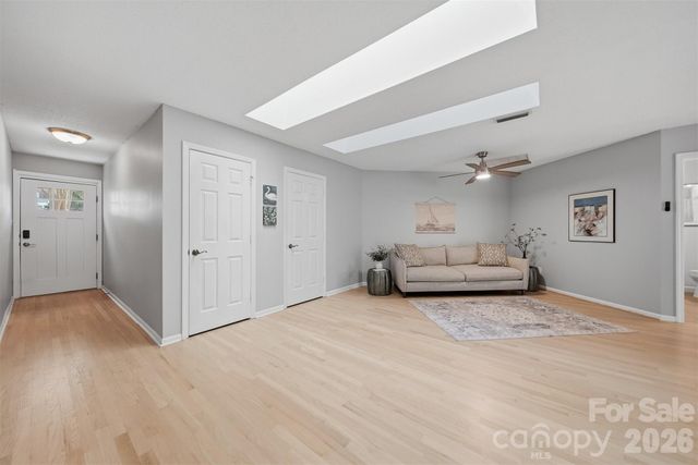 2200 6th Street NW 3A, Hickory, NC 28601