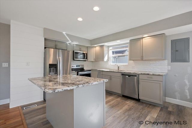 2215 E 17TH ST, Cheyenne, WY 82001