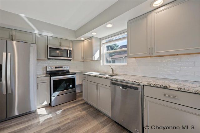 2215 E 17TH ST, Cheyenne, WY 82001