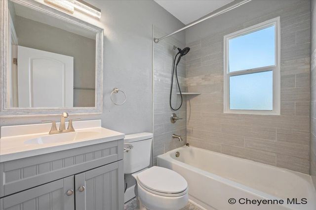 2215 E 17TH ST, Cheyenne, WY 82001