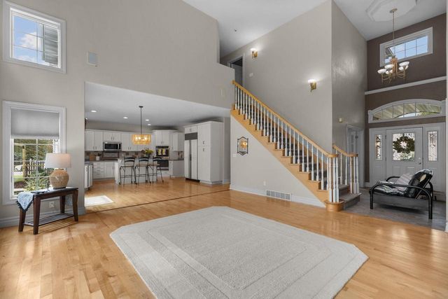 1426 MAHLER BOULEVARD, Neenah, WI 54956