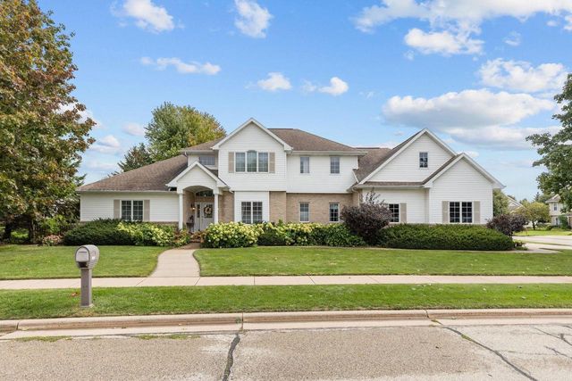 1426 MAHLER BOULEVARD, Neenah, WI 54956