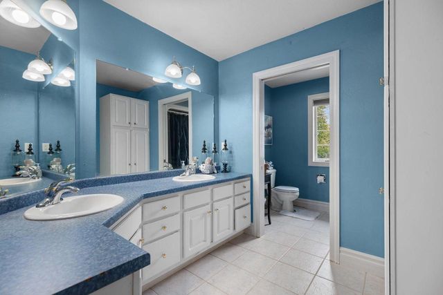 1426 MAHLER BOULEVARD, Neenah, WI 54956