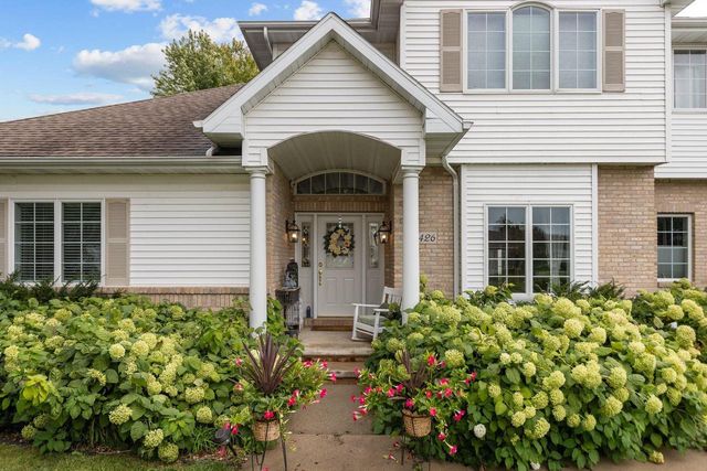 1426 MAHLER BOULEVARD, Neenah, WI 54956
