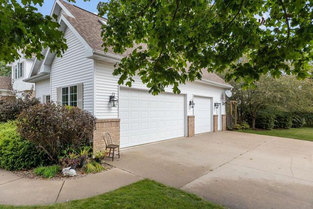 1426 MAHLER BOULEVARD, Neenah, WI 54956