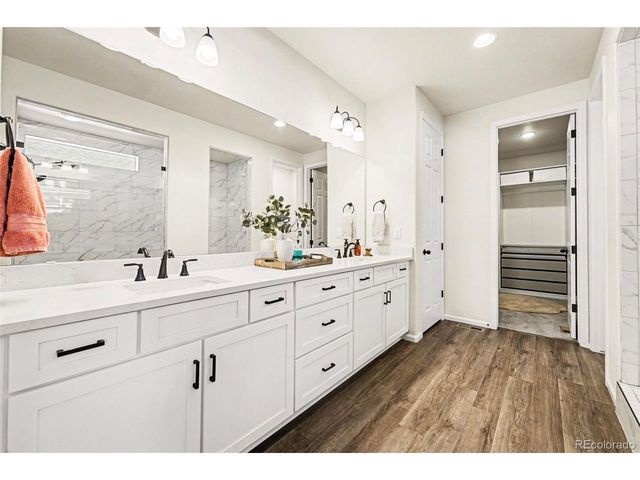 3866 N Fultondale St, Aurora, CO 80019