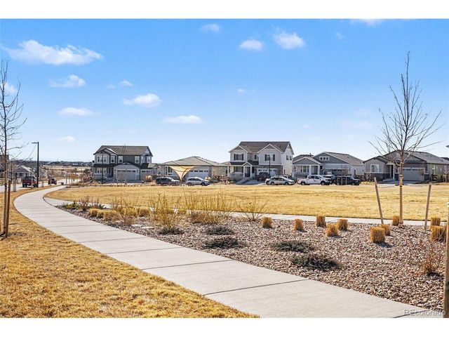 3866 N Fultondale St, Aurora, CO 80019