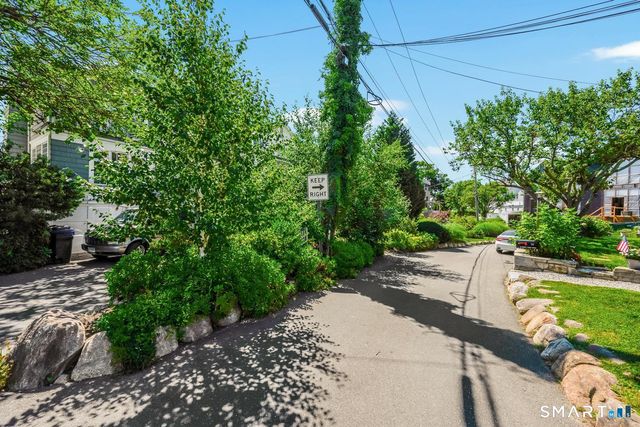 14 Rocky Point Road, Norwalk, CT 06853