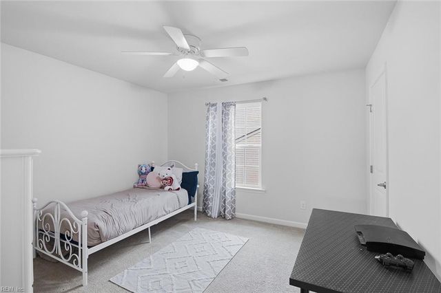 216 Mayberry CT, Newport News, VA 23601