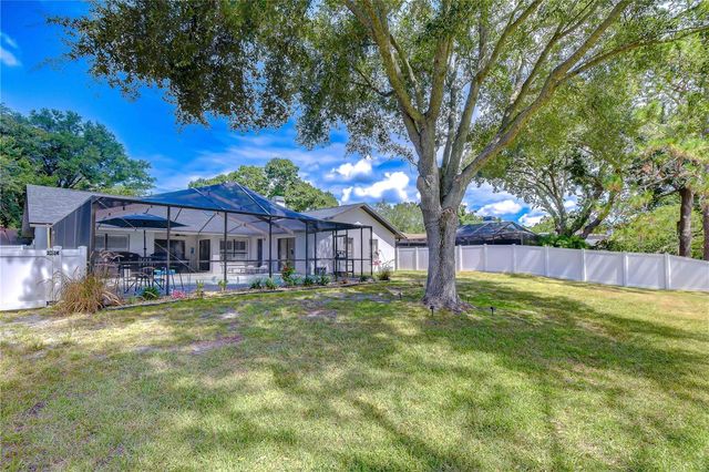 16605 E COURSE DRIVE, Tampa, FL 33624