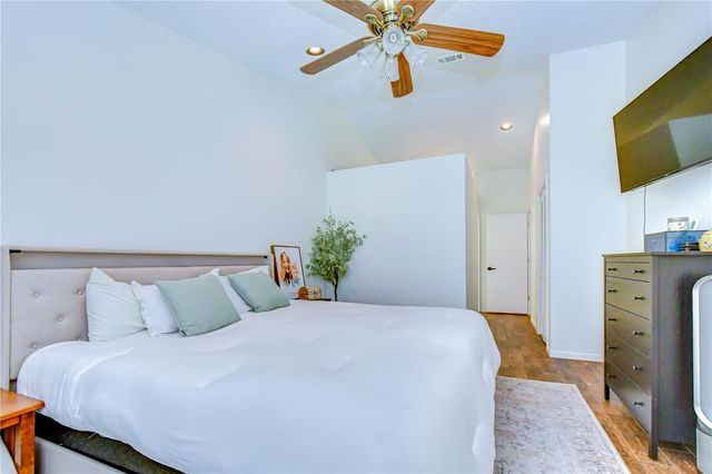 16605 E COURSE DRIVE, Tampa, FL 33624