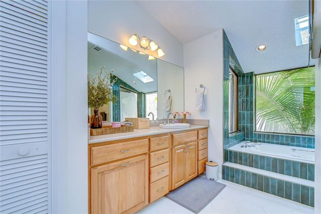 16605 E COURSE DRIVE, Tampa, FL 33624