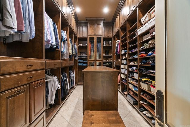 106 Orle Dr, Little Rock, AR 72223