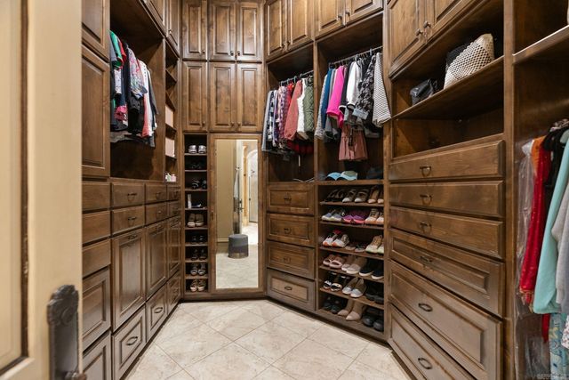 106 Orle Dr, Little Rock, AR 72223