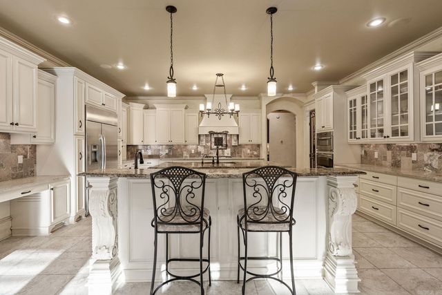 106 Orle Dr, Little Rock, AR 72223