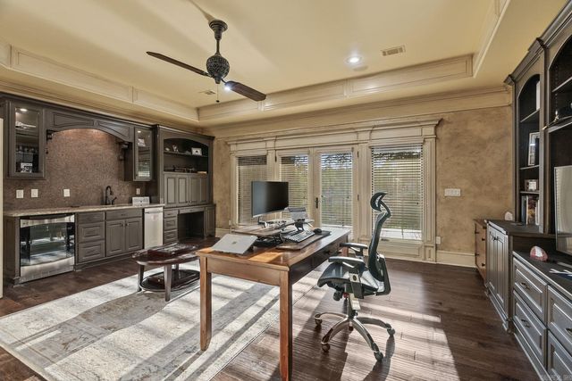 106 Orle Dr, Little Rock, AR 72223