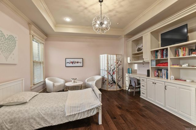 106 Orle Dr, Little Rock, AR 72223