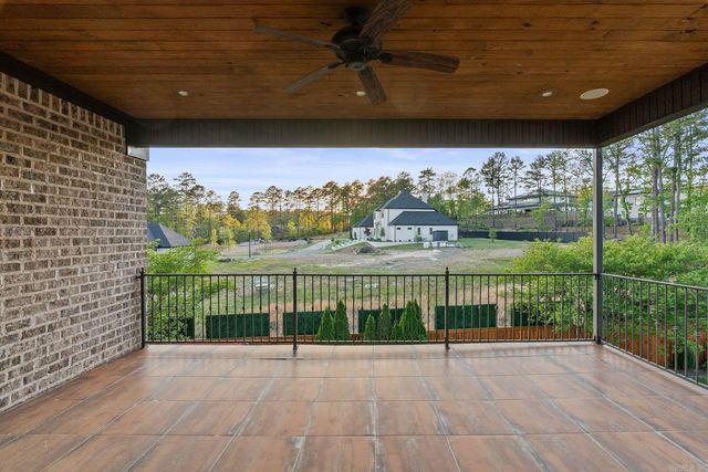 106 Orle Dr, Little Rock, AR 72223