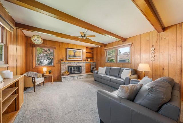 1348 W HARRIS STREET, Appleton, WI 54914