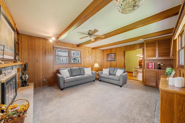1348 W HARRIS STREET, Appleton, WI 54914