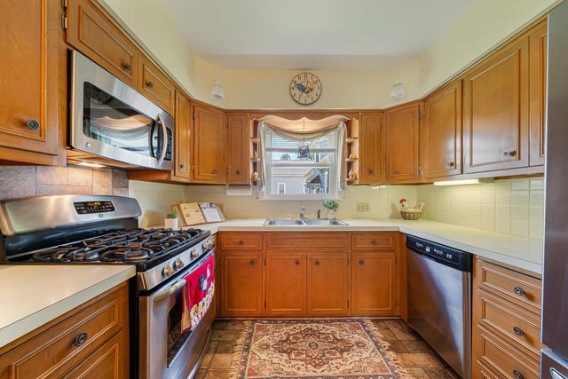 1348 W HARRIS STREET, Appleton, WI 54914