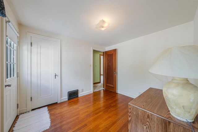 1348 W HARRIS STREET, Appleton, WI 54914